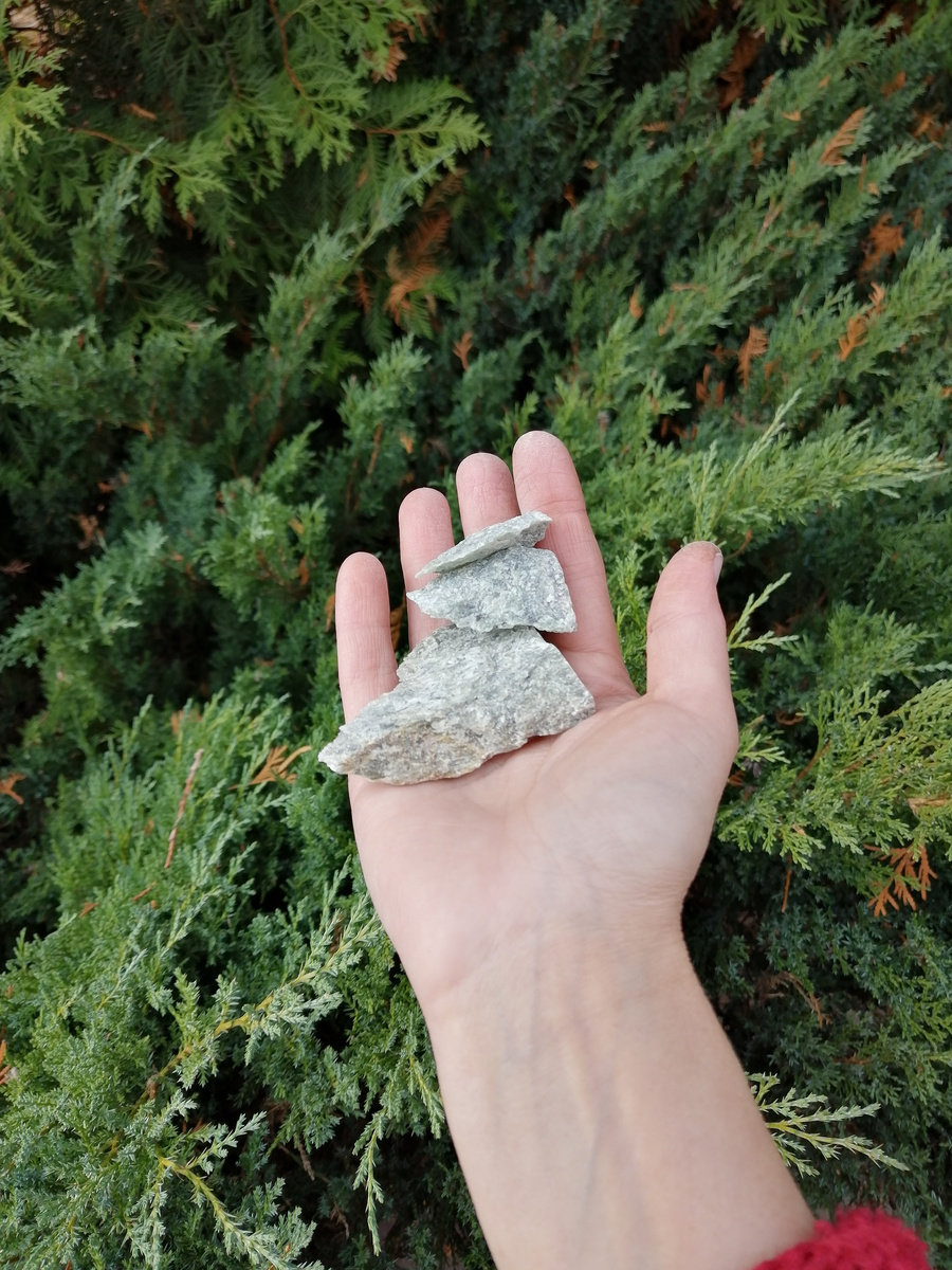 Нет, не такие. Это нефрит