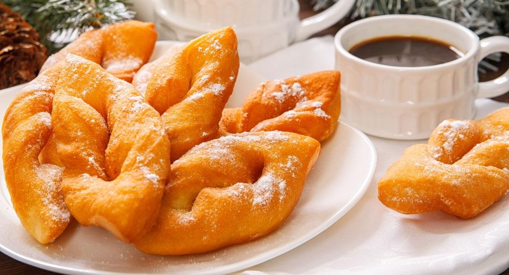 Хворост из дрожжевого теста