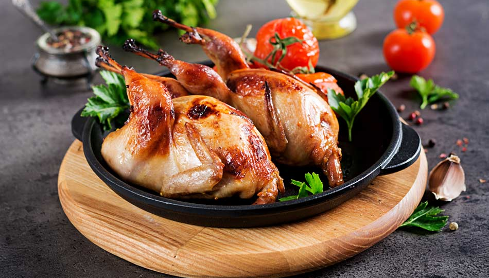 Перепела в беконе в духовке: идеальное праздничное блюдо