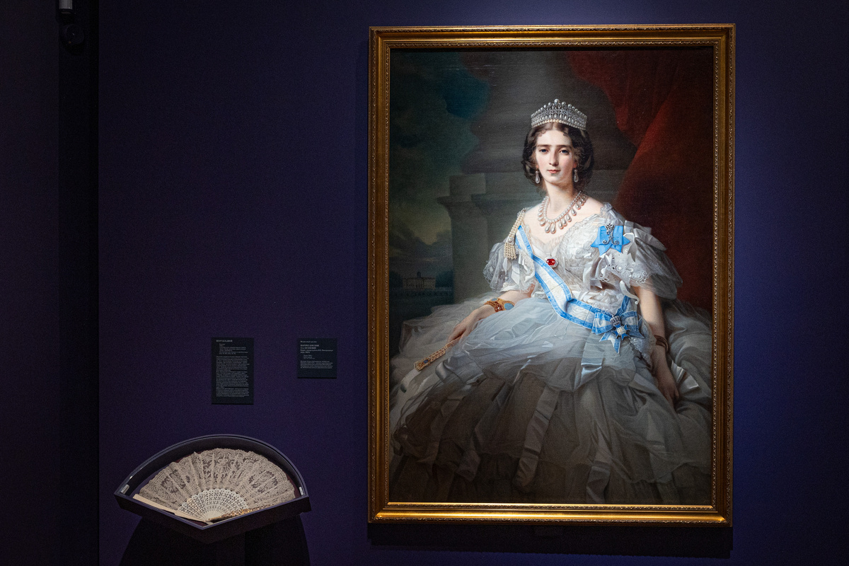 Выставка «Драгоценности! Блеск русского двора»