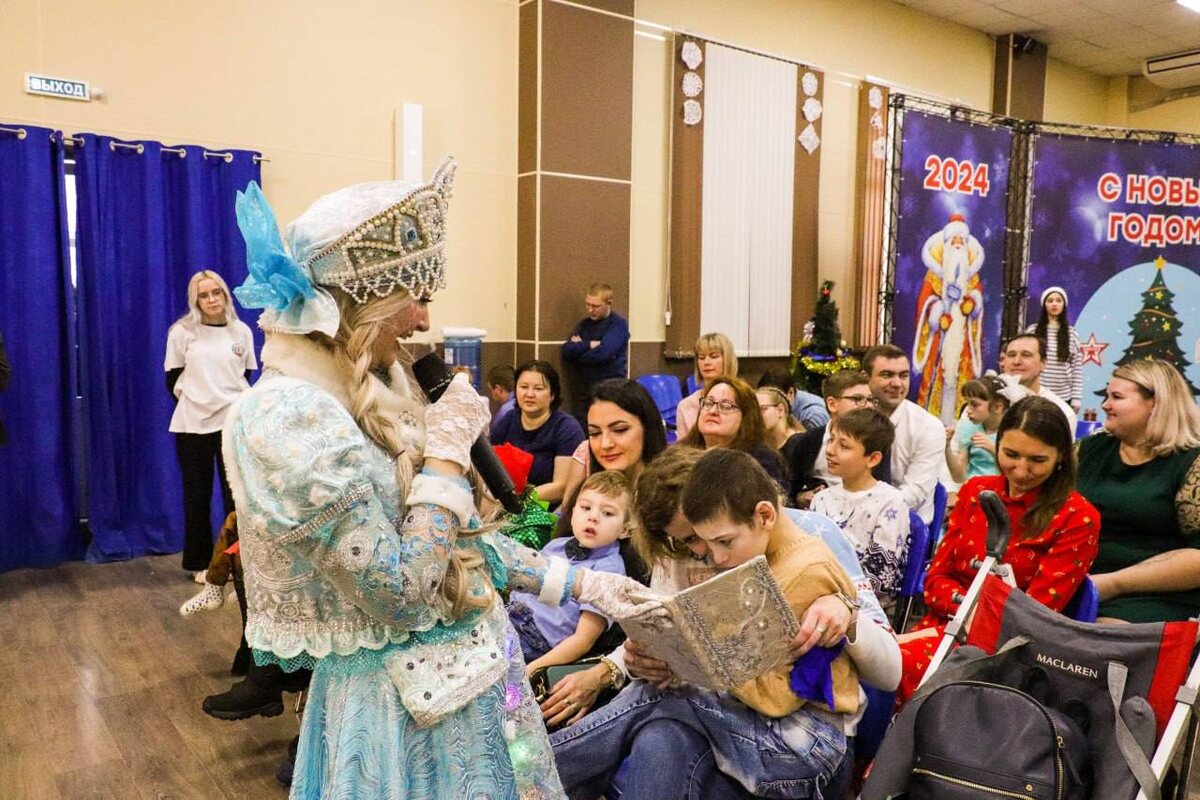  📷    В Оренбурге пройдет утренник для детей с ограниченными возможностями «Добрая Елка» Андрей Севостьянов