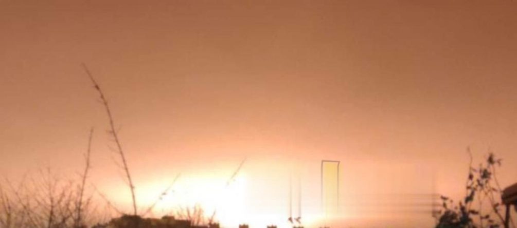   Зарево в Одессе. Иллюстрация: соцсети