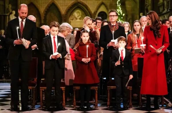    Королевская семья. Фото: КП