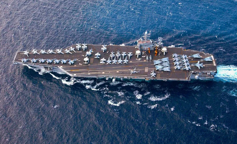  USS Harry S. Truman на пути в Красное море. Фото ВМС США