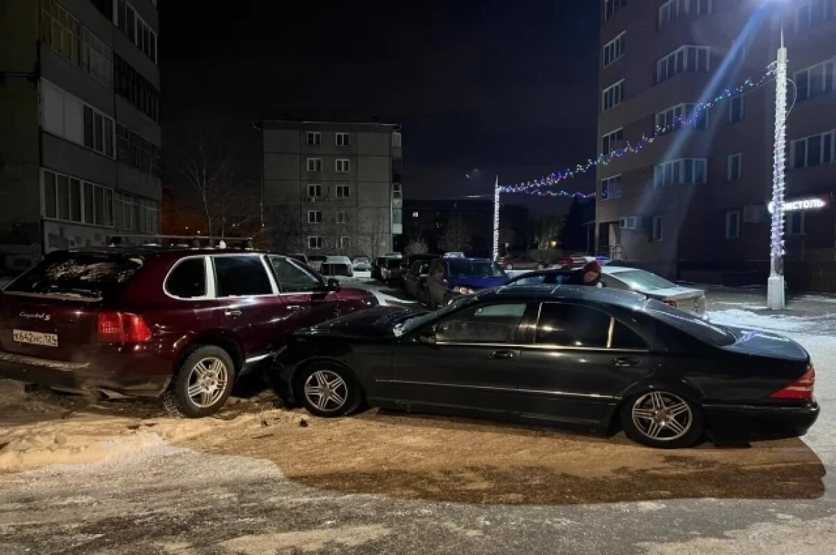    В Красноярске банда автоподставщиков инсценировала ДТП на 23 млн рублей