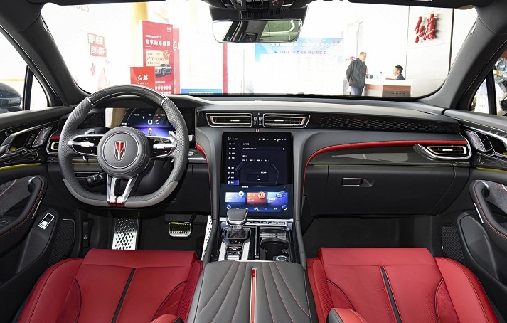 В Россию официально едет новый крутой лифтбек. Источник иллюстрации - auto.ru