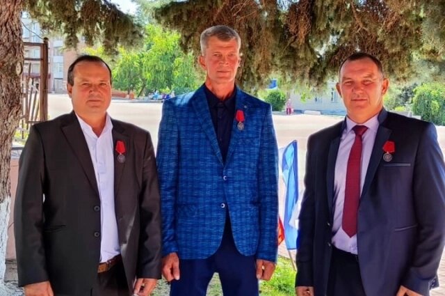    За самоотверженный труд несколько работников предприятия получили государственные награды. Фото: Архив предприятия.