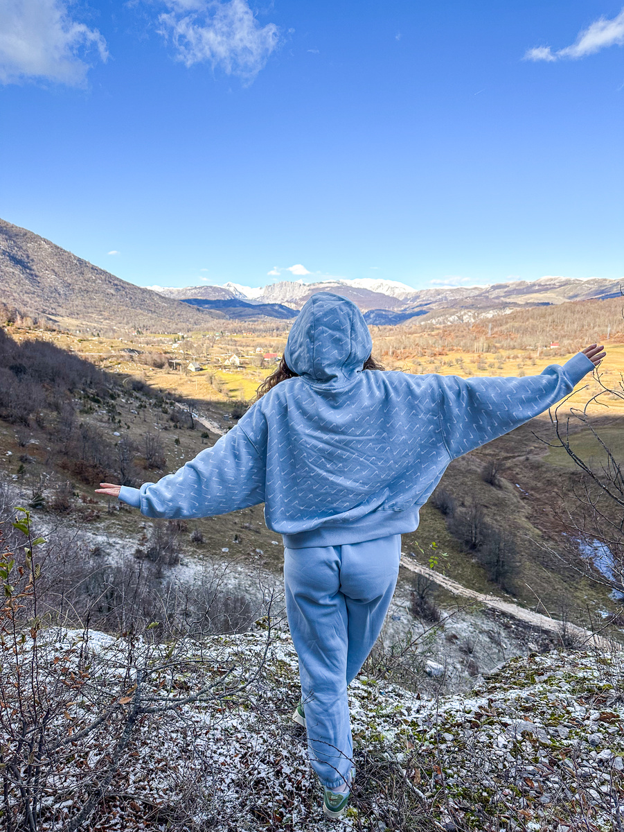 Первые снежные вершинки, Дурмитор