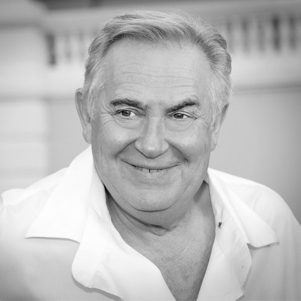     Юрий Стоянов не дал своей дочери стать актрисой