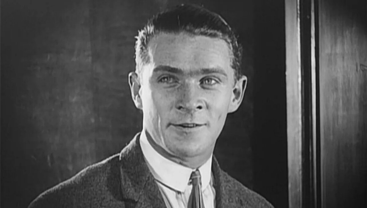 Режиссер Борис Барнет