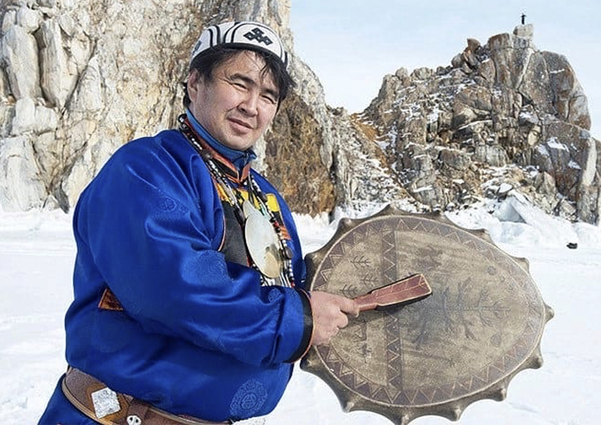 Шаман Валентин Хагдаев 