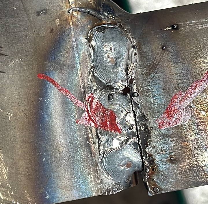 Трещина на раме со сварными соединениями