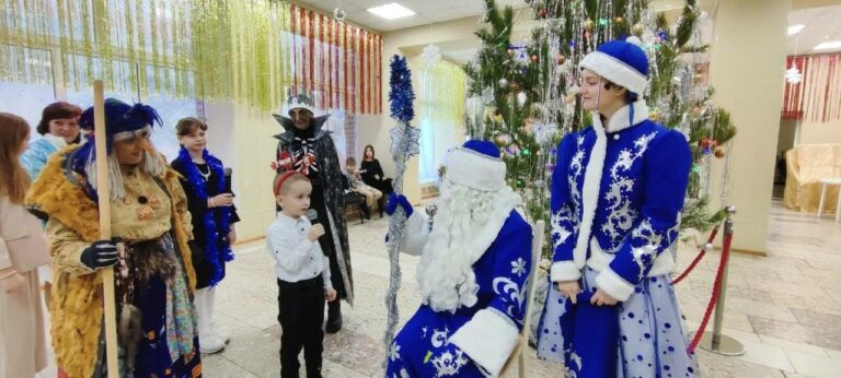    Губернаторская елка: по всему Оренбуржью проходят новогодние утренники Белов Михаил Александрович