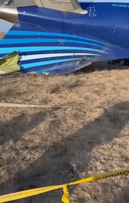    Военный ветеран авиации Fighterbomber тоже высказался об этих отметинах. Написал в телеграм-канале: