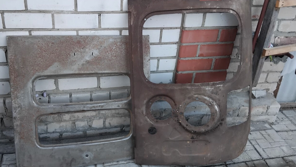 Нашел кузовные панели на ПАЗ-672.