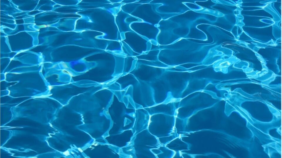    Бассейн. Вода. Источник: pixabay