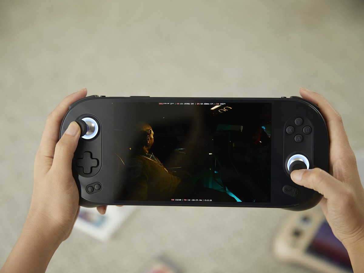    AyaNeo показала в РФ новые игровые приставки Kun и 2S на базе процессоров AMD Ryzen