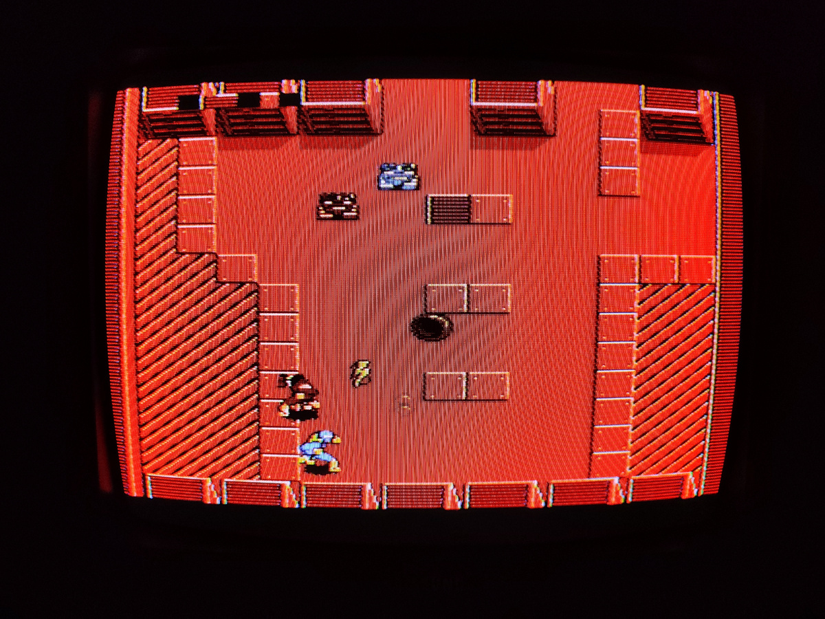 Фото сделаны мной. На фото игра "X-Men". Оригинал игры "The Uncanny X-Men" возможно был разработан Bothtec или Pixel и издан LJN в 1989,.г. для приставки NES. Фото демонстрирует начальную заставку игры, а так же общий визуальный фон игры. Подробнее об этом рассказано в статье. Все материалы принадлежат правообладателям и размещены исключительно в информационных целях.