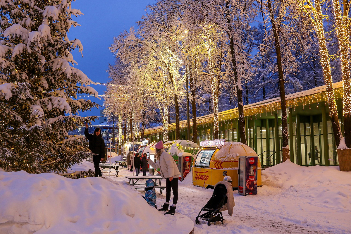 Парк «Швейцария» скушал много бюджетных денюшков, поэтому теперь такой красивенький :)