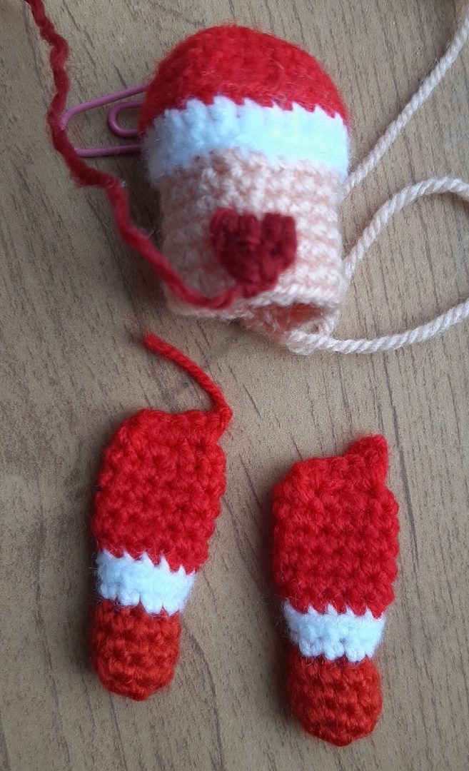 глаза сбоку над носом будут