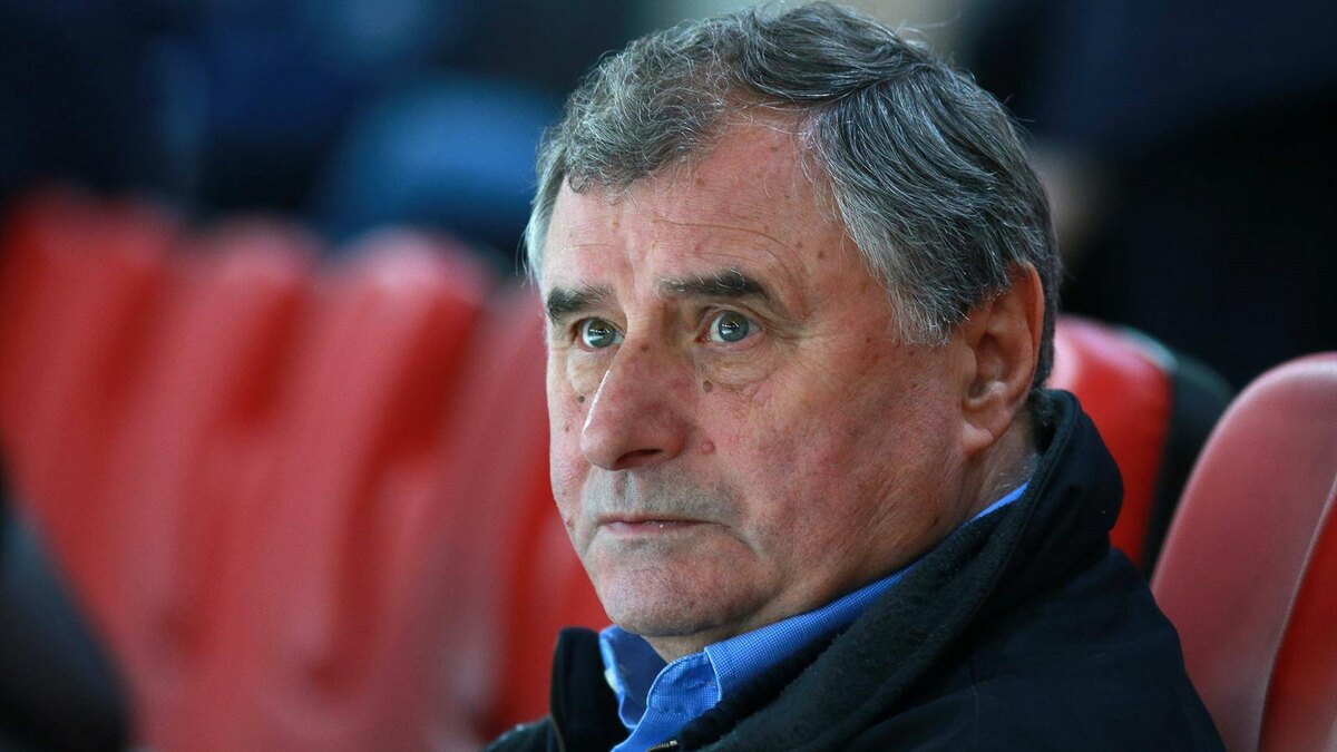 Анатолий Бышовец - легендарный форвард киевского "Динамо" и сборной СССР ХХ века, лучший бомбардир команды на чемпионате мира 1970 года. 