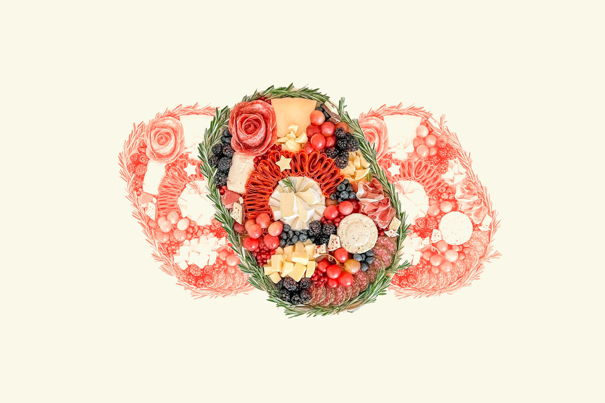     Как красиво оформить мясную или сырную тарелку — мастер-класс с фото и видео