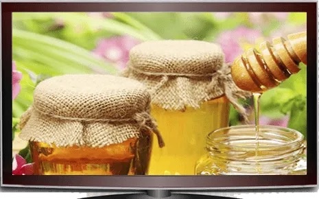 Варенье из одуванчиков полезен для организма человека, потому что сам одуванчик полезен и съедобен весь – от низа до макушки. 
Из его молодых листьев готовят витаминные салаты, из корней – целебные настойки, а из цветков варят замечательное варенье. 
По консистенции и цвету оно похоже на майский мед – такое же янтарное, прозрачное, ароматное и немного вязкое. 
По полезным свойствам варенье из одуванчиков тоже почти не отстает от пчелиного мёда. 
Одуванчик содержит стратегический запас полезных микроэлементов и витаминов. Полезен при простудных и кишечных заболеваниях.
Поэтому такое варенье так и называют – лечебный мед из одуванчиков.