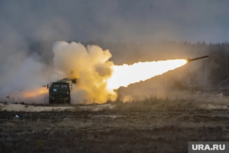 ВСУ обстреляли Льгов в Курской области с помощью РСЗО HIMARS
Фото: Sgt. Andy Martinez / U.S. Department of Defense