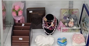 Шкатулки для украшений