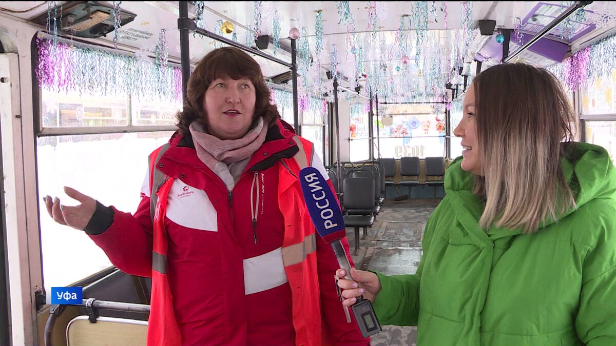    Волшебный мир трамваев и автобусов: в Уфе в честь Нового года украсили общественный транспорт