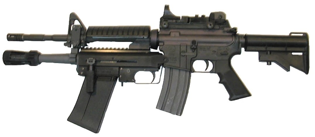 М26 MASS под стволом М4.