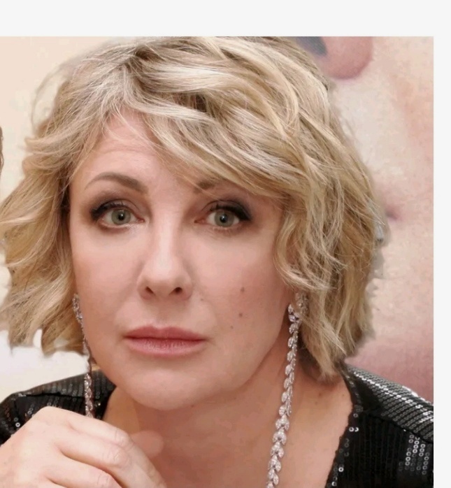 Любая роль ей по плечу.