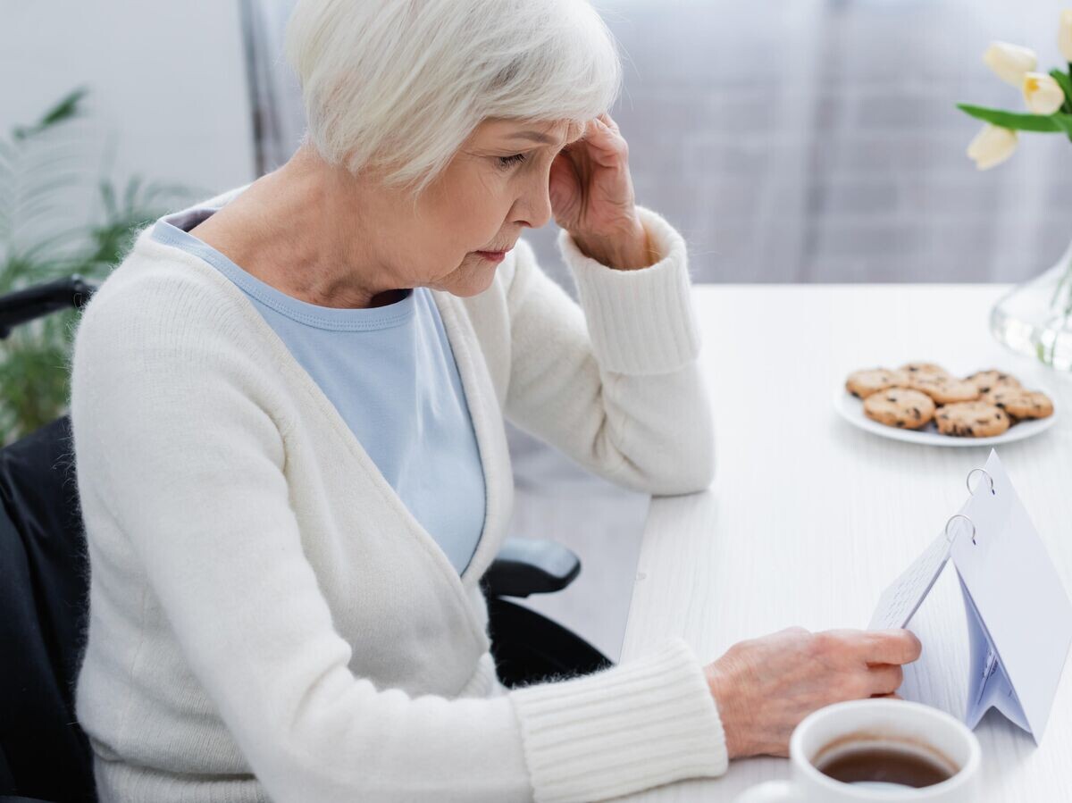    Женщина, страдающая потерей памяти © Depositphotos.com / AndrewLozovyi