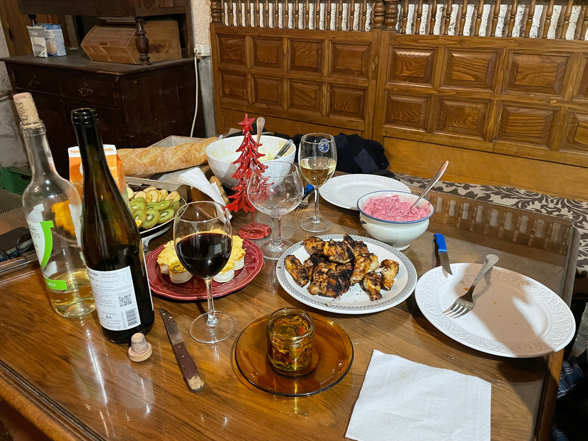 Все готово, можно садиться за стол