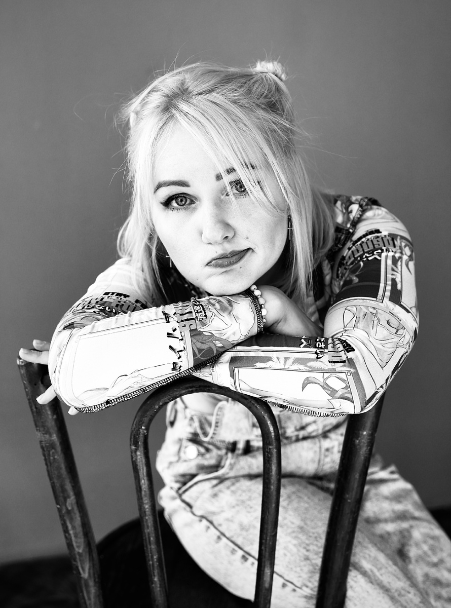 Тоня размышляет 