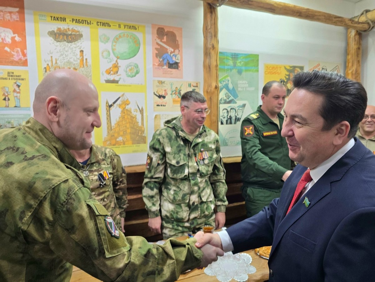    Новый мэр Когалыма провел первую встречу с бойцами СВО