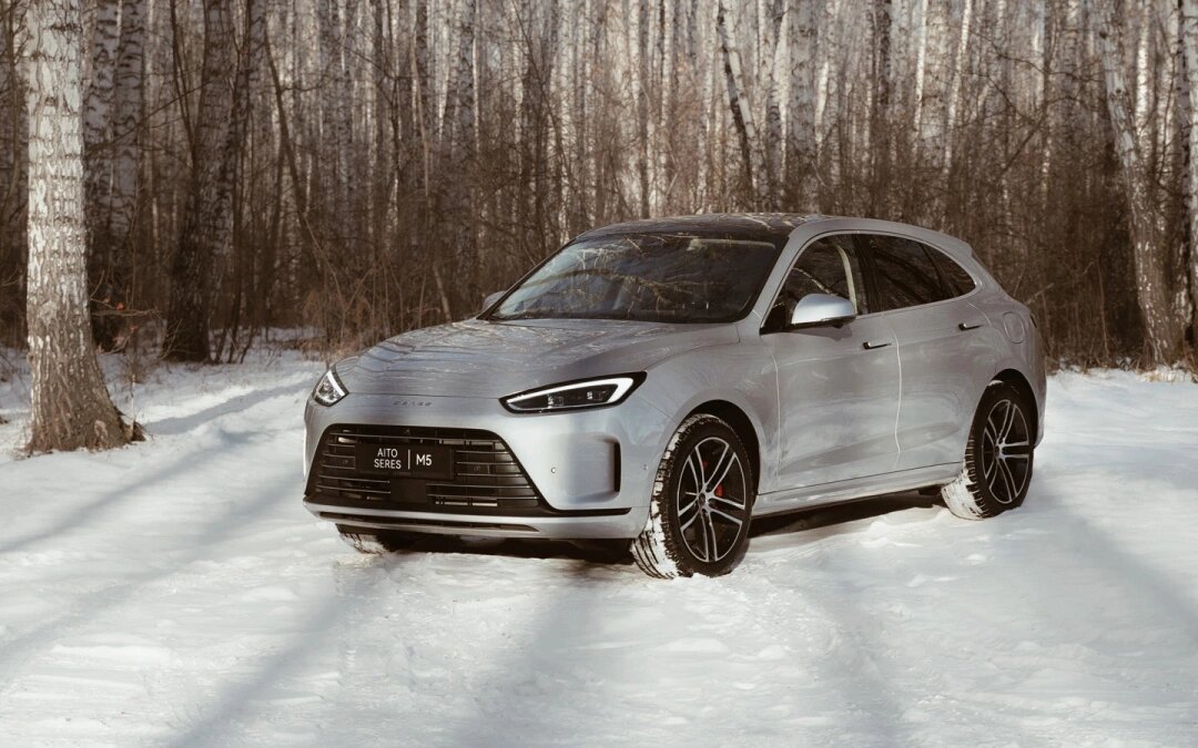 SERES AITO M5 (Фото: ОМ Эвиденс)