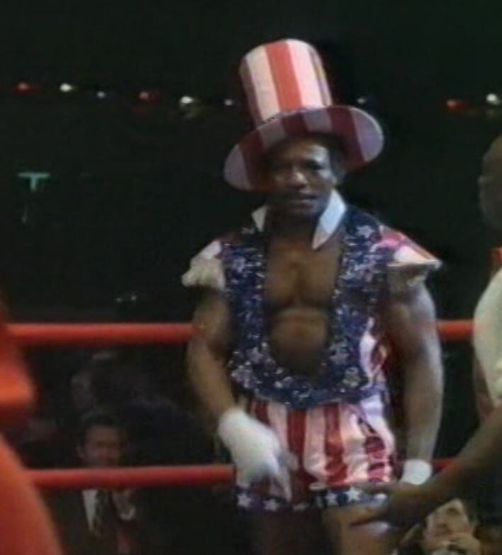 Аполло Крид в образе Дяди Сэма. "Рокки" скриншот