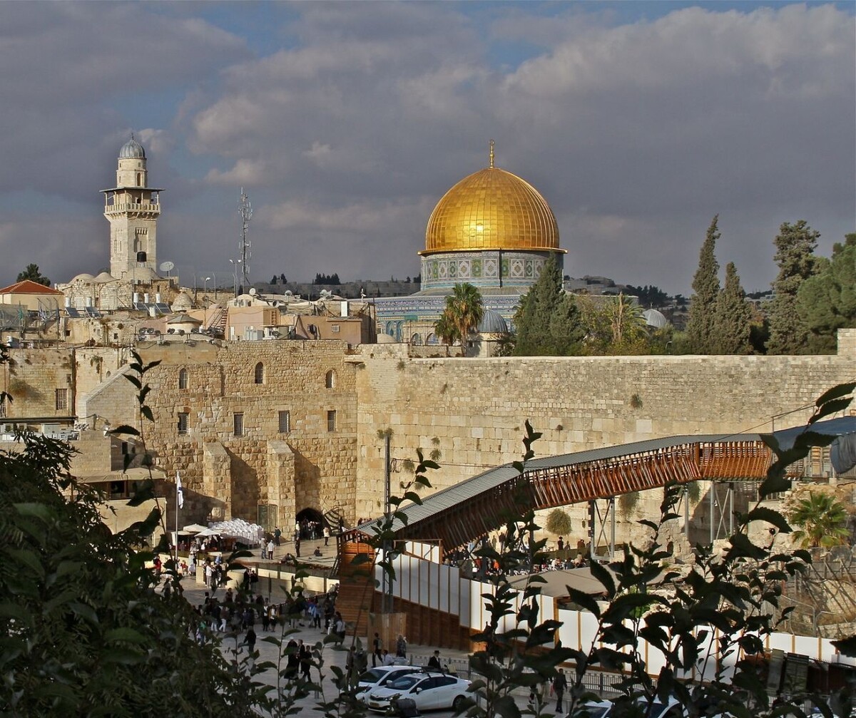Мечеть купол Скалы и Стена Плача
