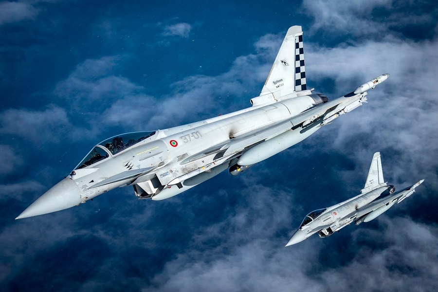 Испания и Италия практически одновременно объявили о закупке на двоих почти 50 новых  истребителей Eurofighte Typhoon.  Фото: ВВС Италии.