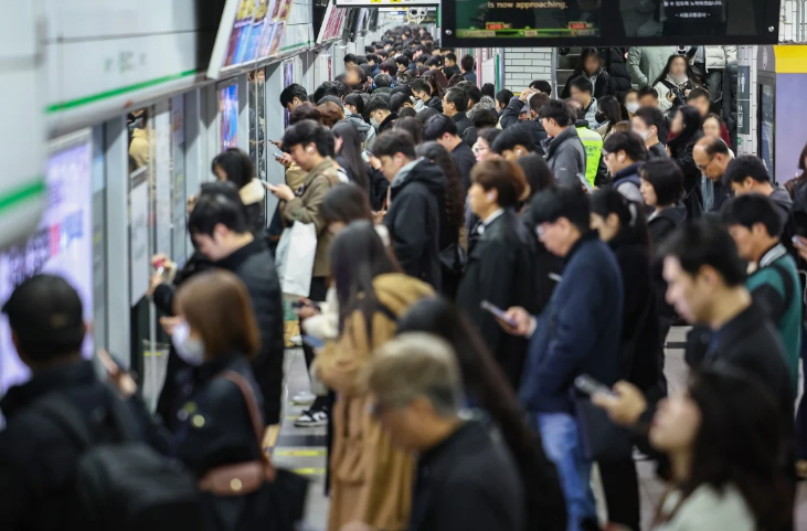 Быть одному легче, когда не тянешь даже самого себя