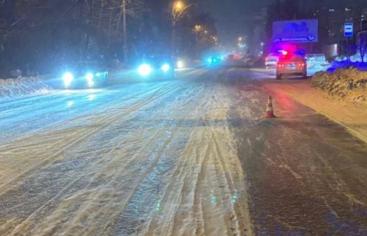    Автоледи без прав сбила торопливую девушку на зебре в Комсомольске-на-Амуре