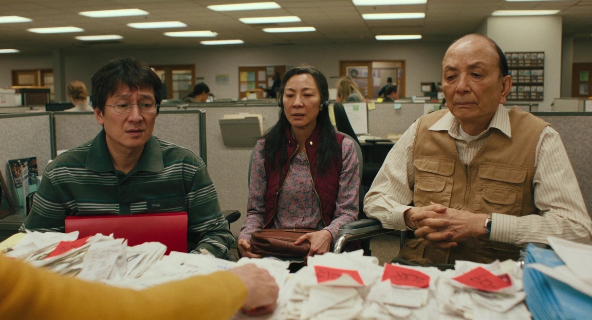 А мы точно должны разбираться со всеми твоими записками «умного критика»? 