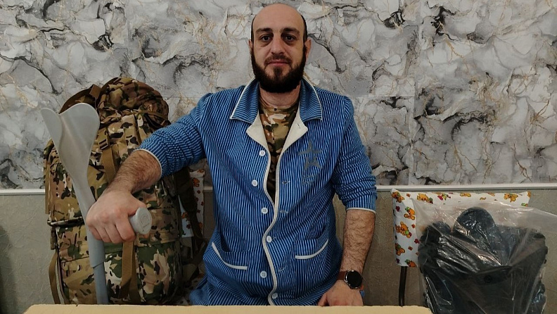    Выжил после 50 осколков и рвется на фронт