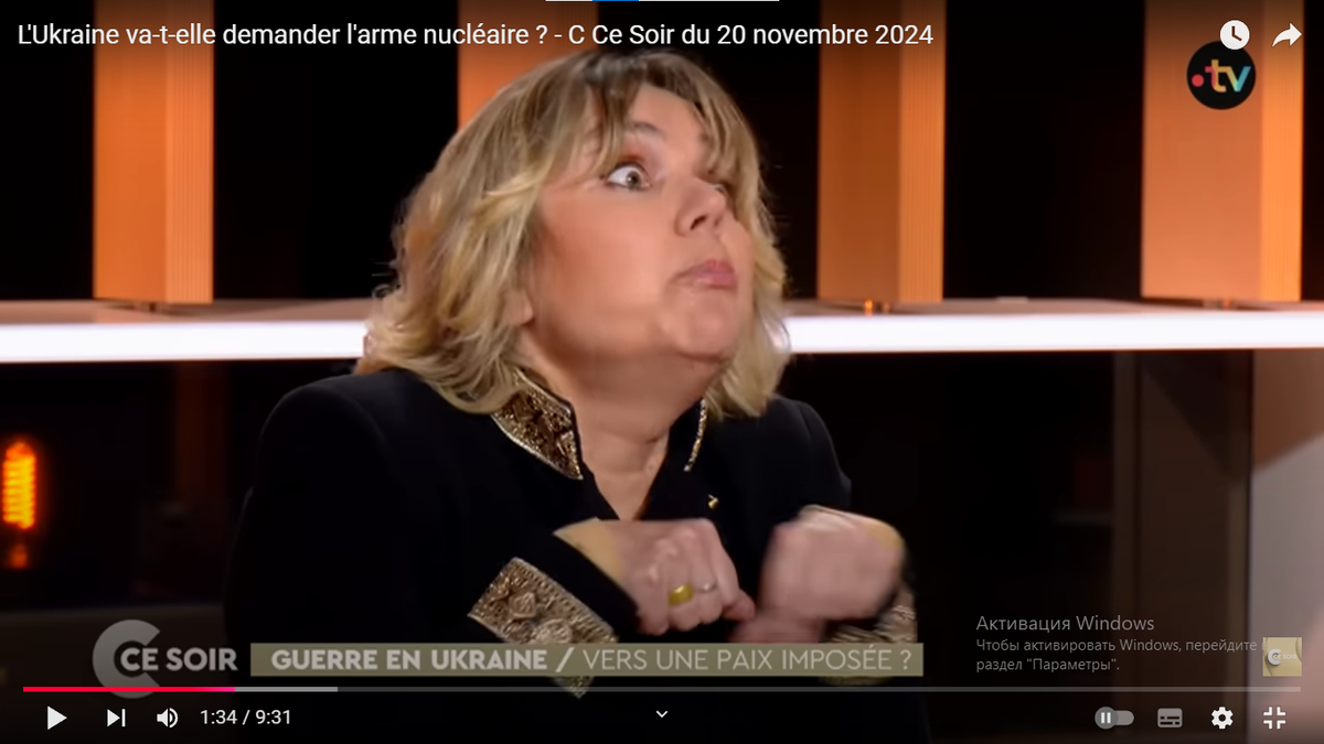 Мельничук имитирует поведение европейцев. Фрагмент из передачи. С канала TV5 в YouTube.