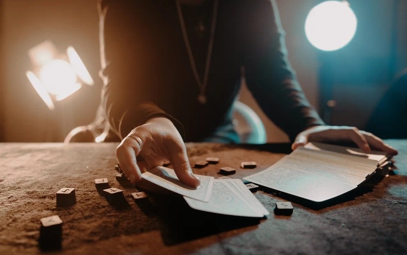    Гороскоп на 27 декабря: кто окажется душой корпоратива, а кому стоит следить за собой