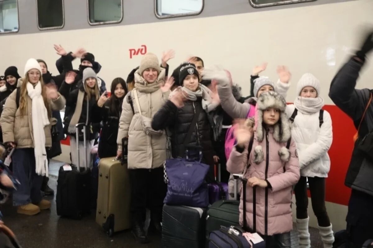    Беглов: каникулы детей из Мариуполя в Петербурге стали доброй традицией