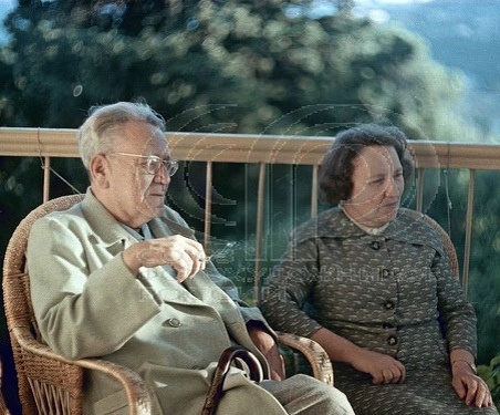 Их фото вместе - только с водяными знаками нашлось.