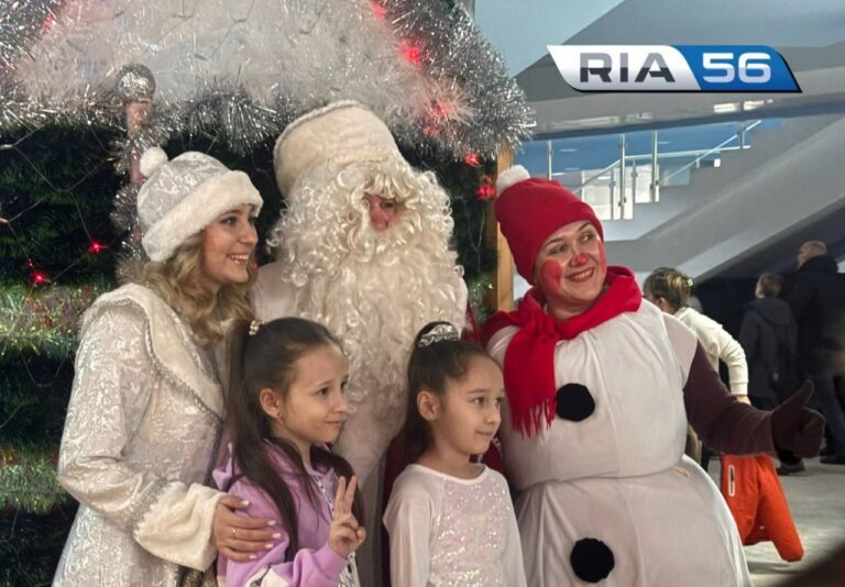    В Оренбурге 2,5 тысячи детей приняли участие в Губернаторской елке Кристина Просвиркина