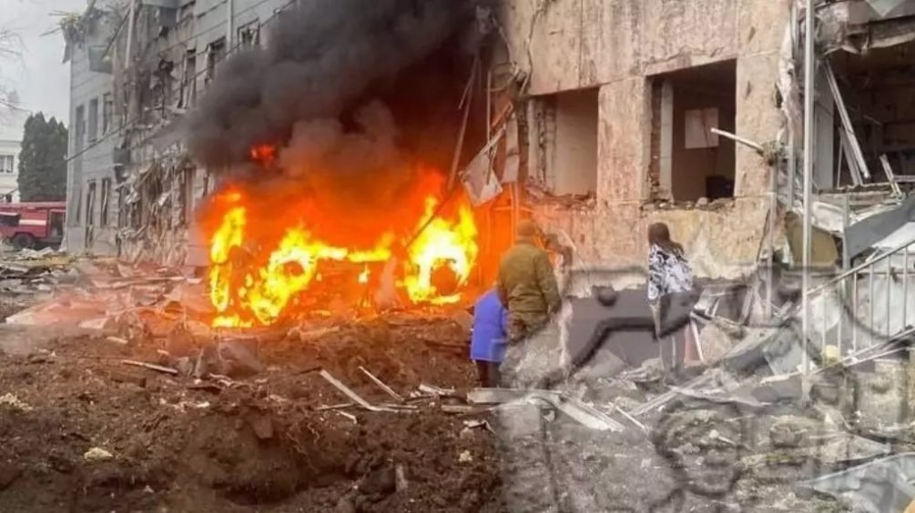    Владимир Путин после применения "Орешника" заявил, что ответ террористам "будет всегда". Но президента подставляют: Россия не отреагировала после ударов по Рыльску и Льгову